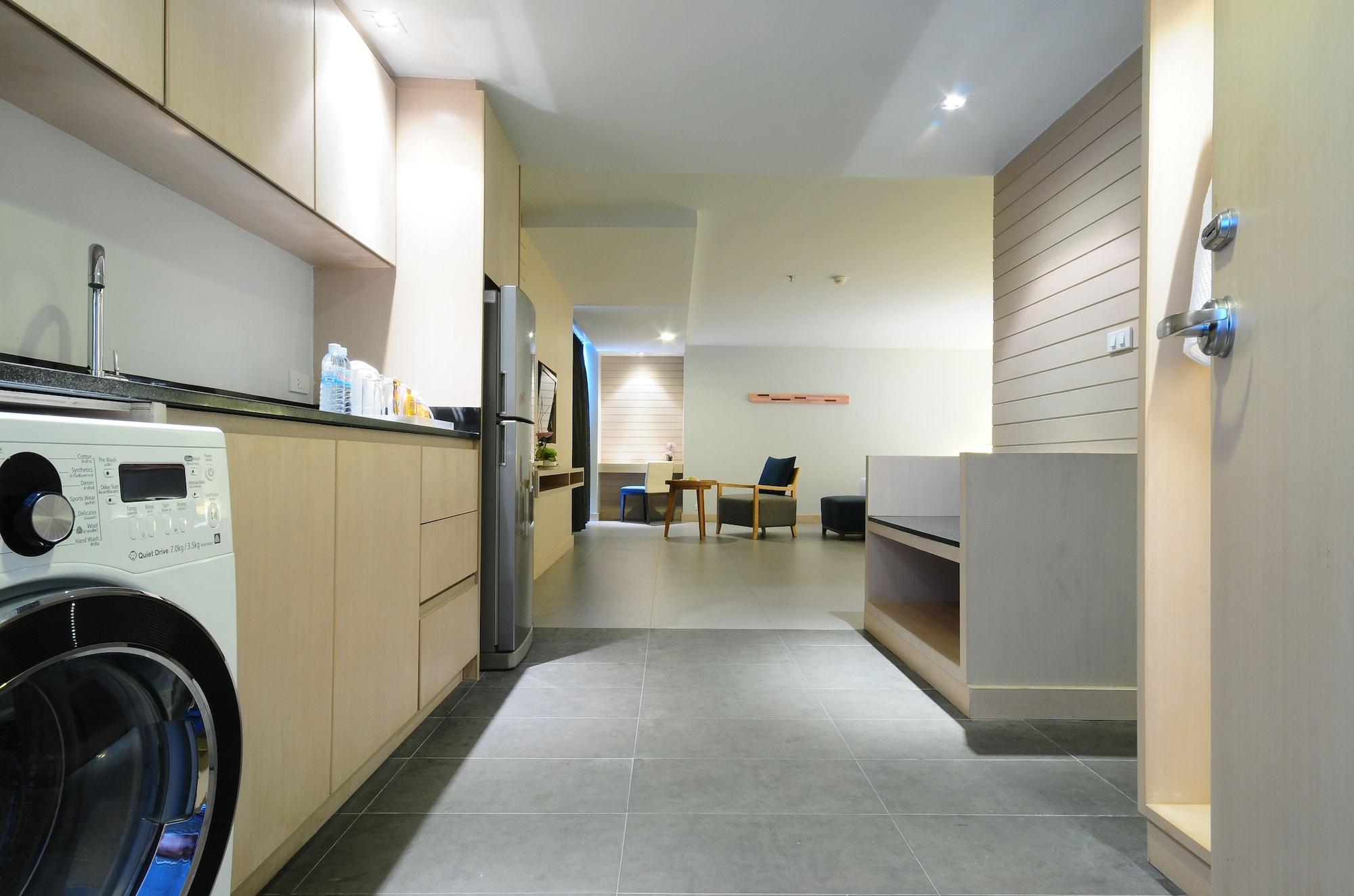 Ashlee Heights Hotel Patong מראה חיצוני תמונה
