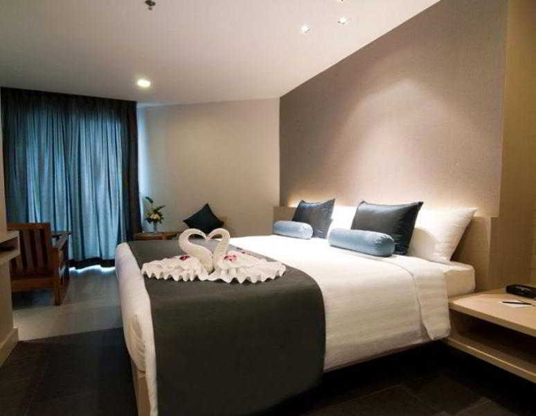 Ashlee Heights Hotel Patong מראה חיצוני תמונה